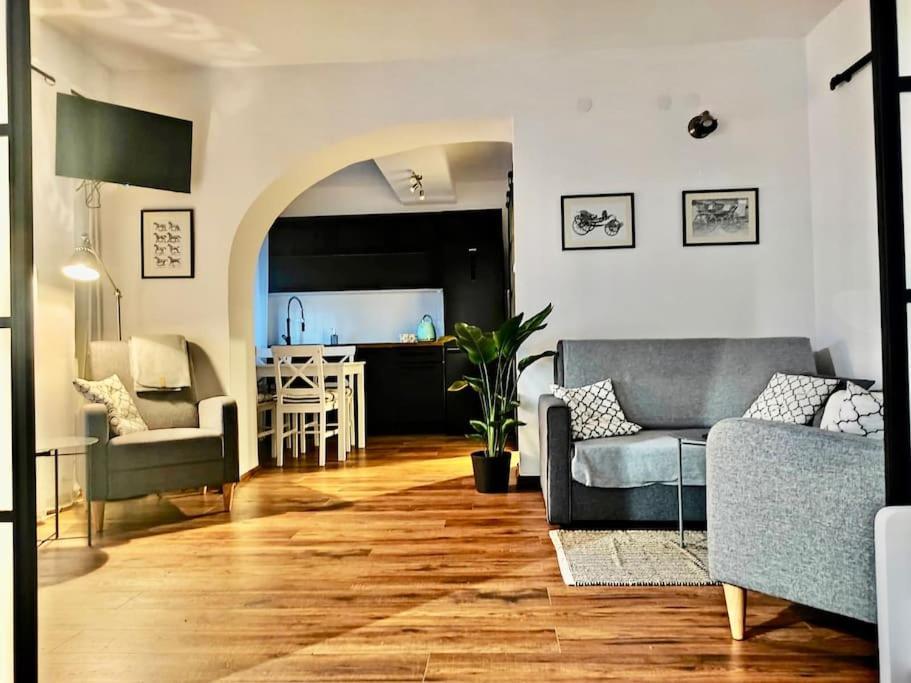 Loft W Starej Wozowni Lägenhet Krynica-Zdrój Exteriör bild